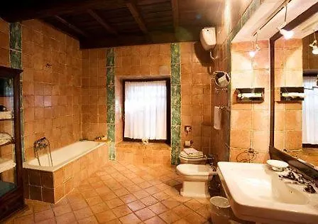 בית חווה Tenuta Di Santa Lucia