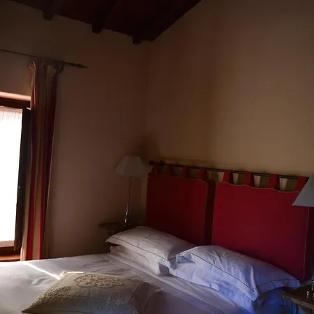Tenuta Di Santa Lucia בית חווה